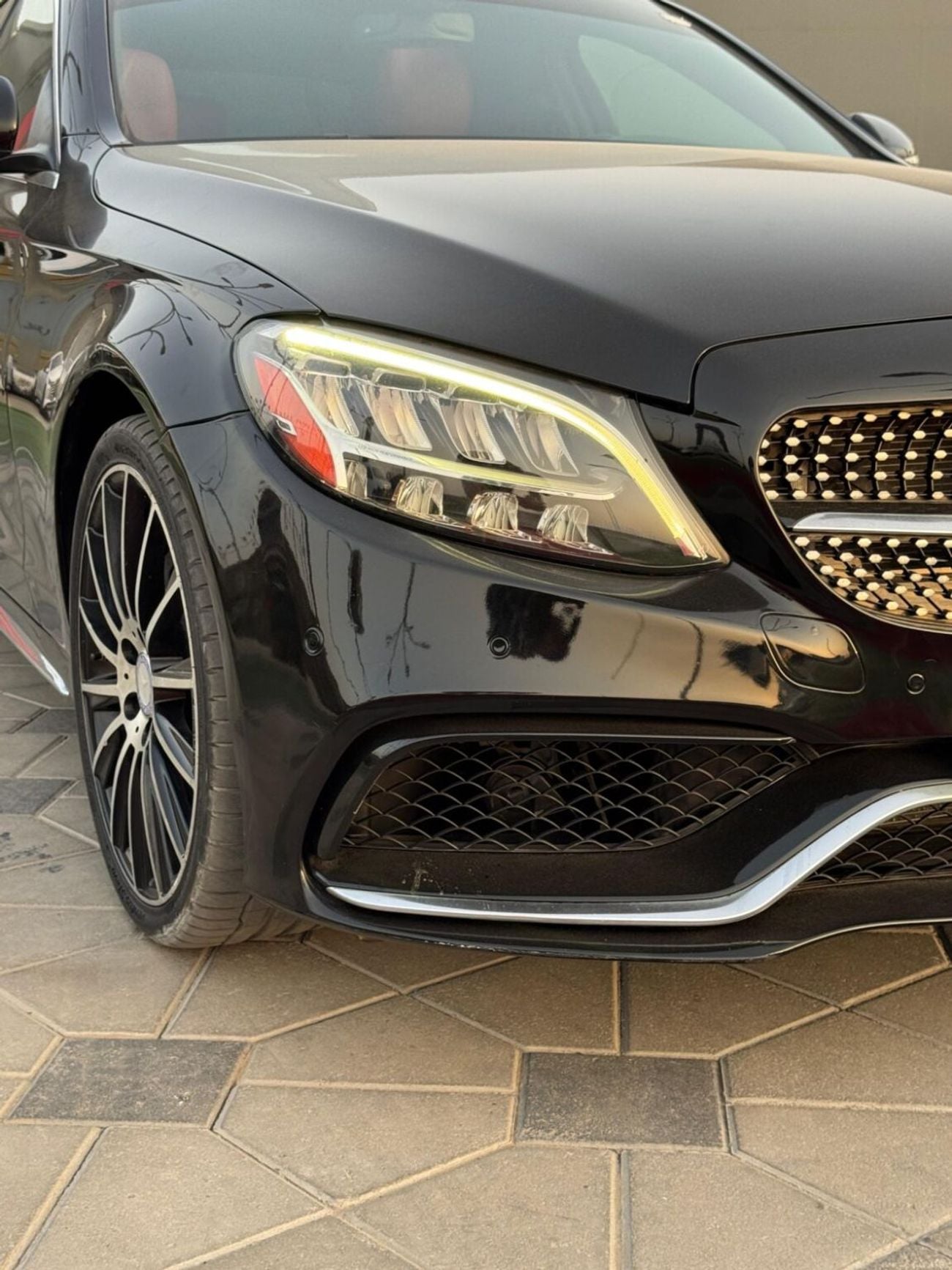 مرسيدس بنز C 300 STANDARD