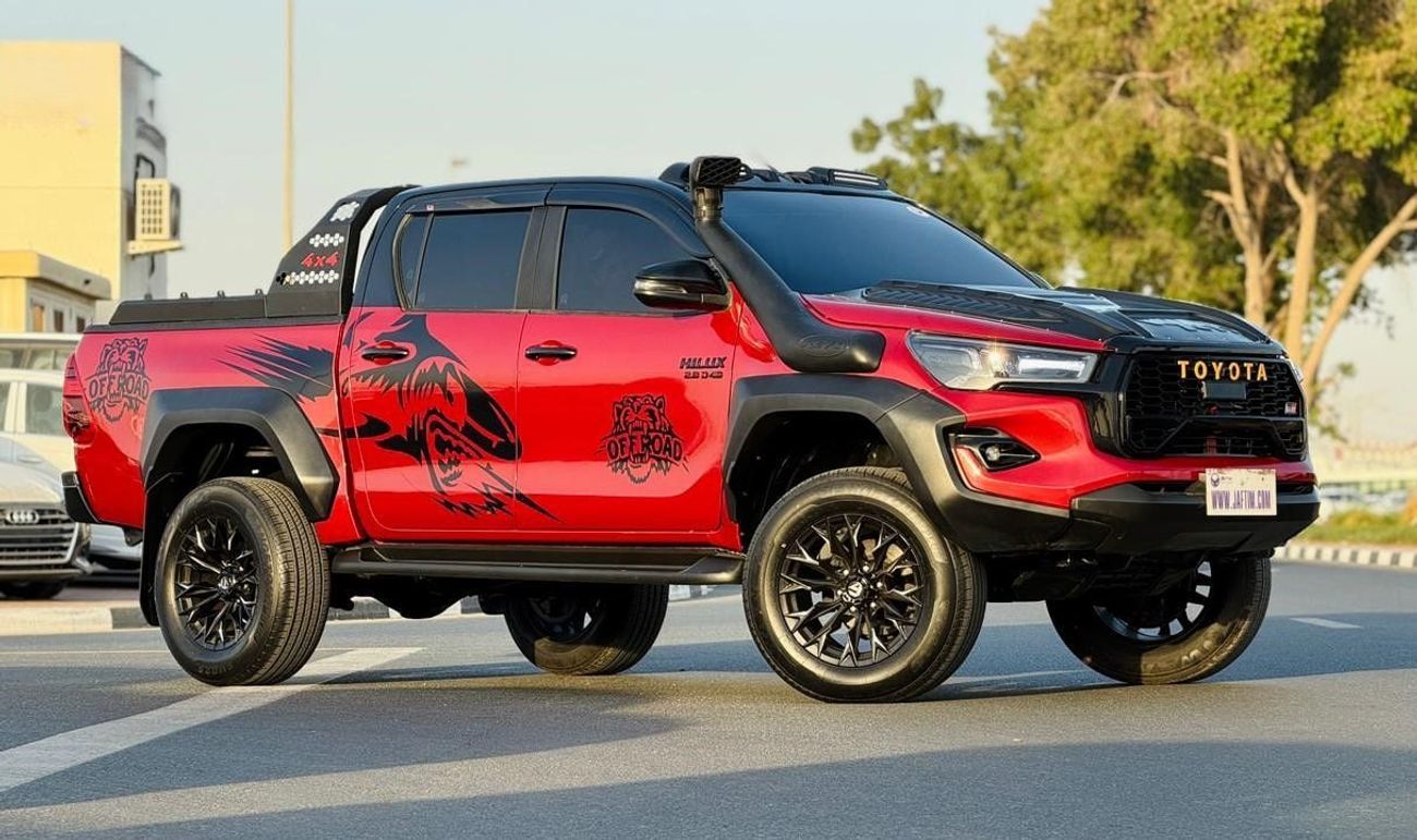 تويوتا هيلوكس 2019 | 2.8L DIESEL | MANUAL TRANSMISSION | RHD | MODIFIED TO GR SPORTS KIT | BONNET SCOOP | ROOF TOP