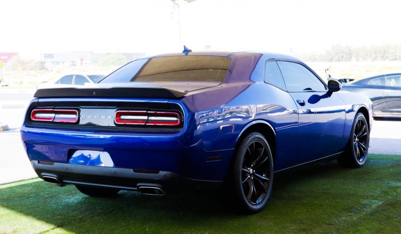 Dodge Challenger