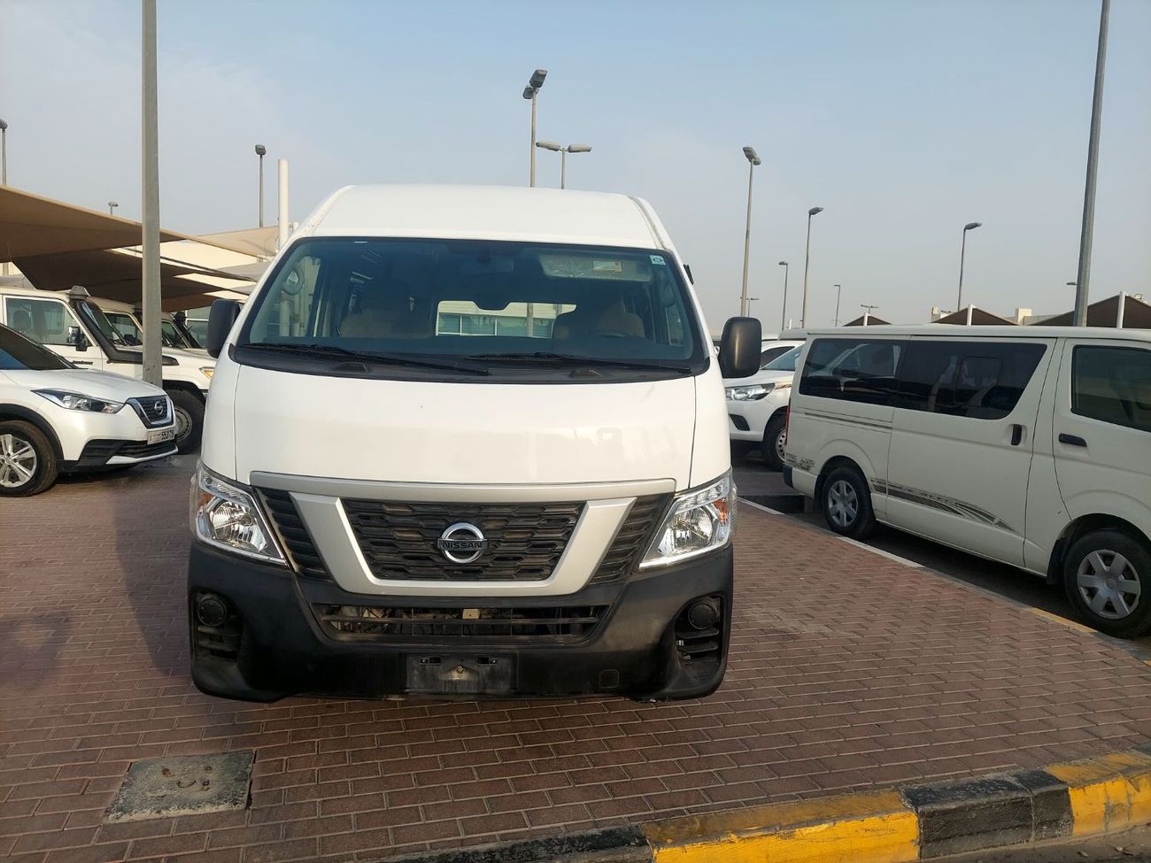 Nissan Urvan Microbus 2.5L M/T Diesel