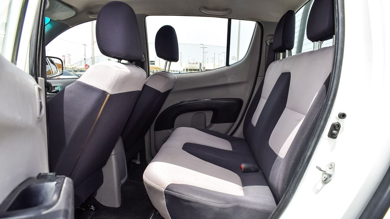 ميتسوبيشي L200 MITSUBISHI L200 DIESEL 4X4 PICKUP \