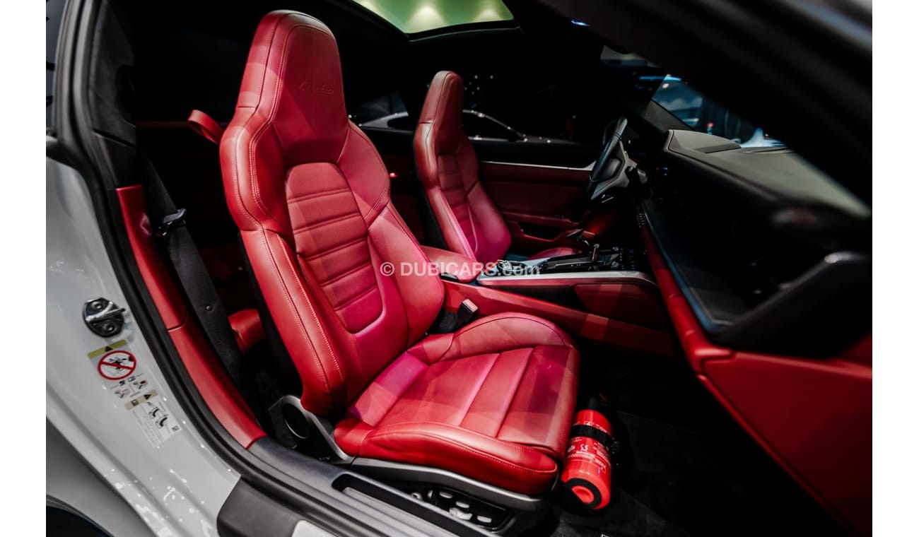 Porsche 911 2022 Porsche 911 Turbo, 2025 Porsche Warranty, Low KMs, GCC