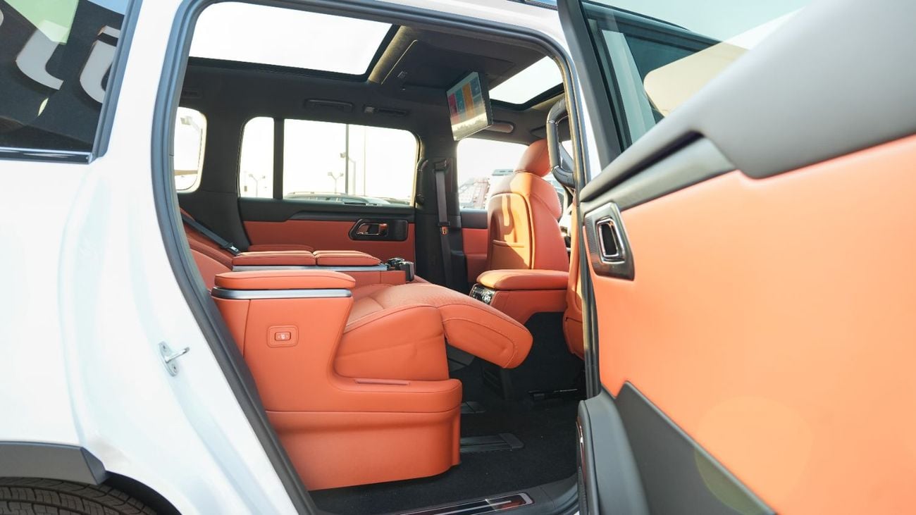 روكس 01 VIP 6 Seaters With Kitchen White 2025MY Export Price