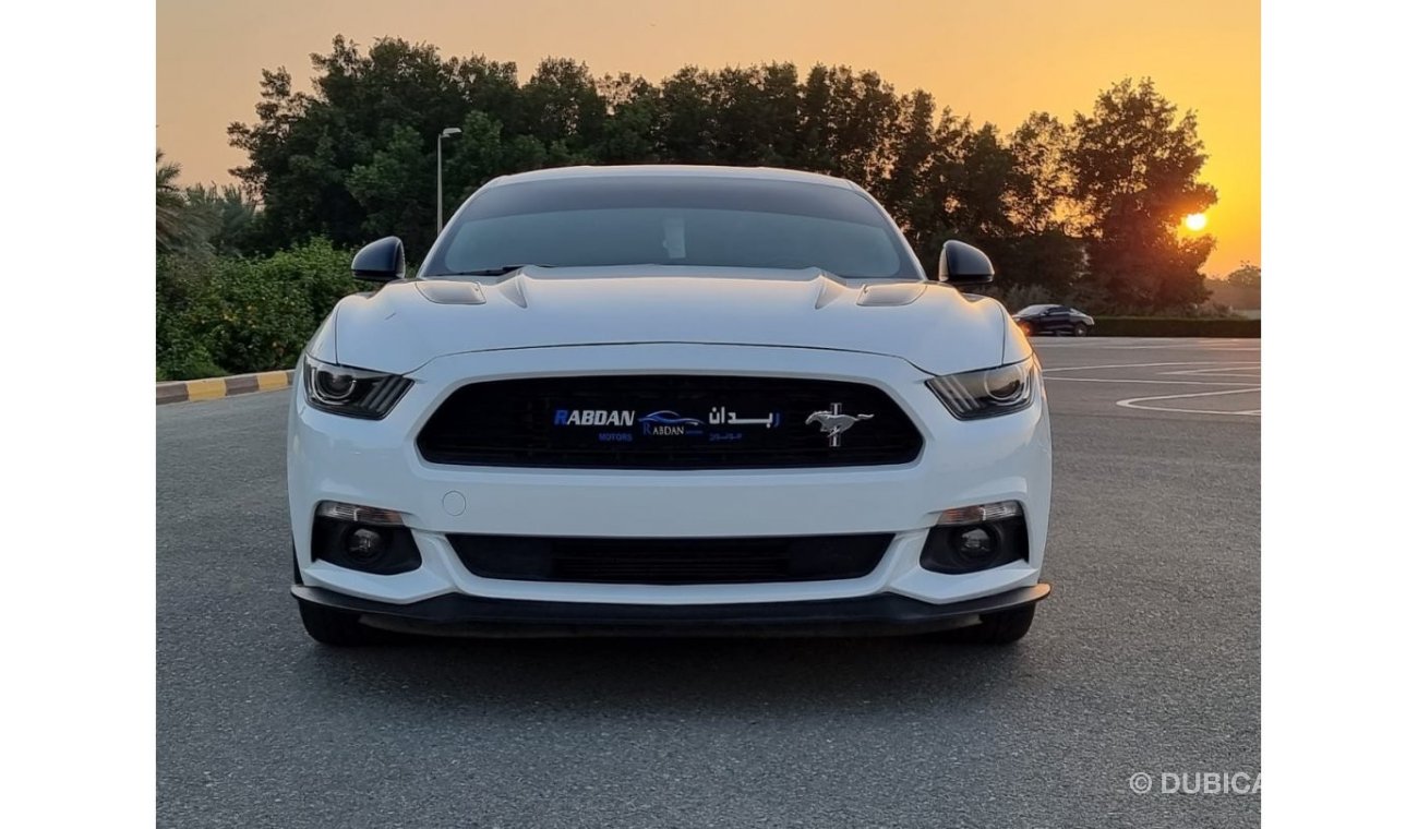 Ford Mustang Ford Mustang California 2017. 5.0 L GCC Full Option km 17000 Service History