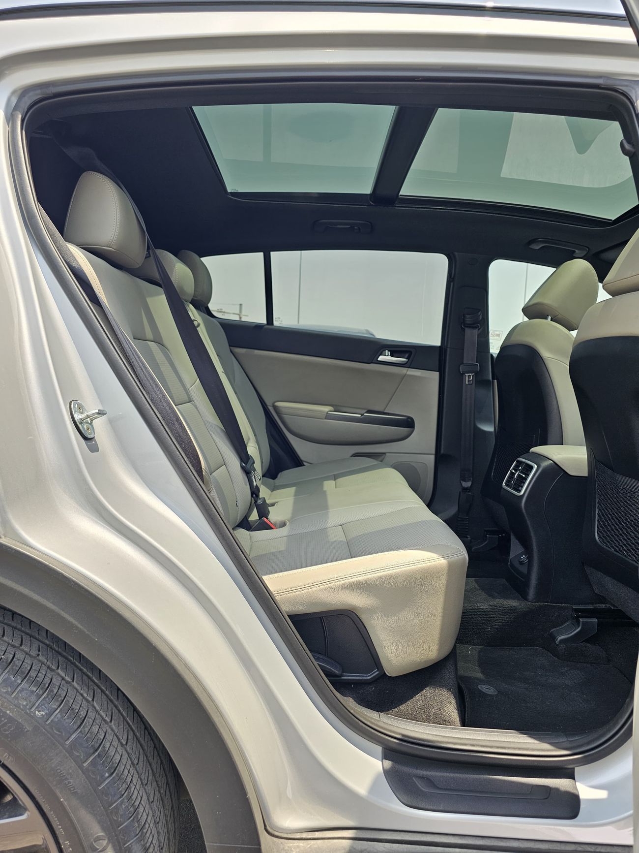 Kia Sportage 2.4L Petrol | Full Option with Panoramic Roof