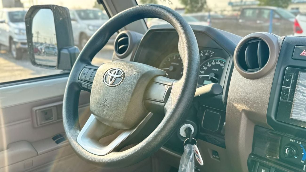 تويوتا لاند كروزر 70 إل سي 78 هاردتوب 4.0L يدوي