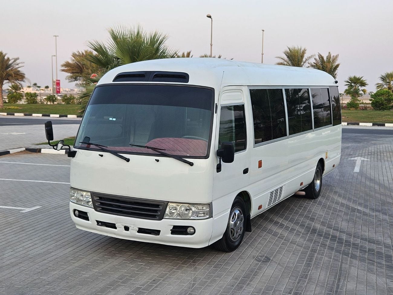 Toyota Coaster SWB