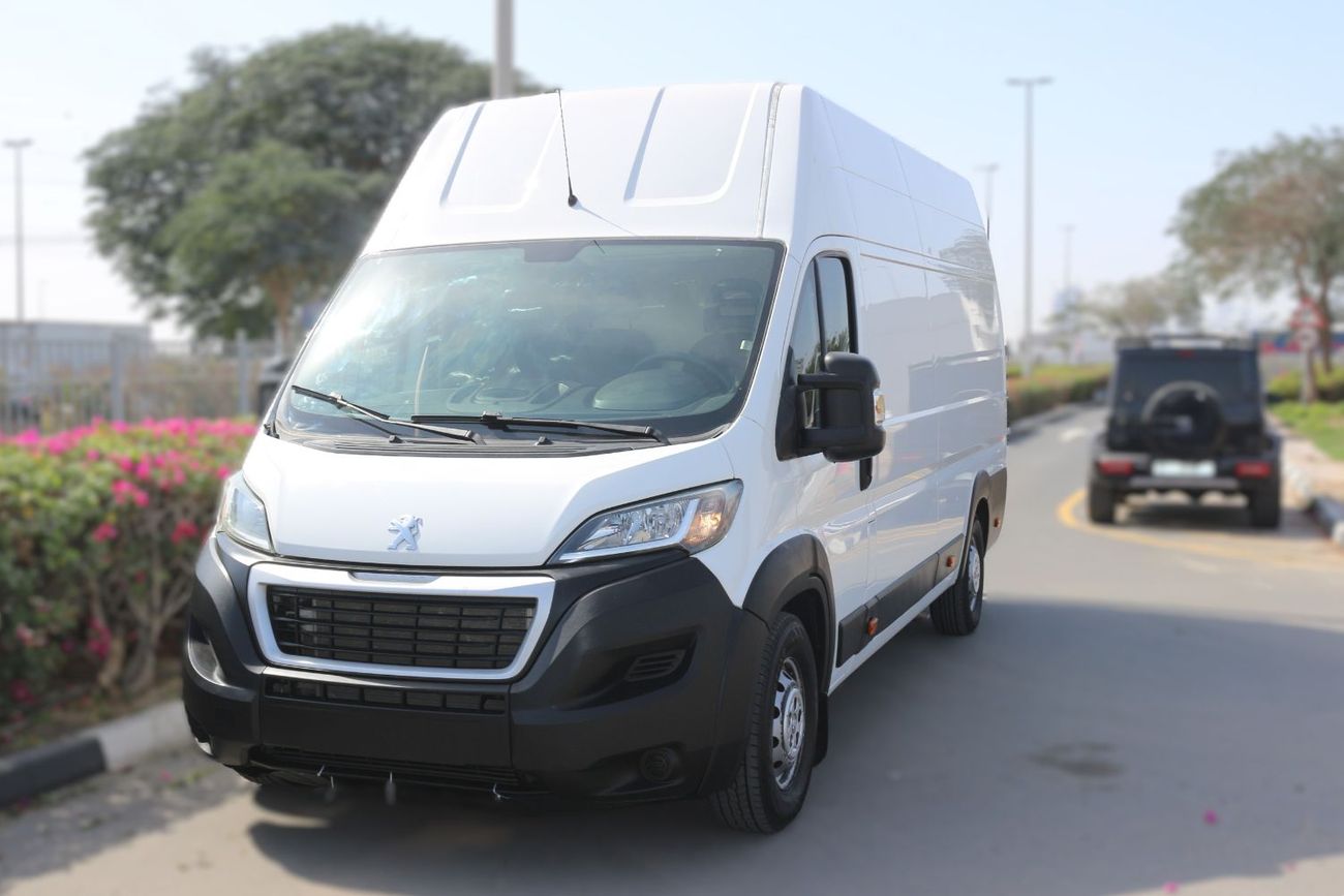 Peugeot Boxer 2.2L Diesel (L4H3) Peugeot Boxer 2021 Mobile Grooming (READY TO USE )
