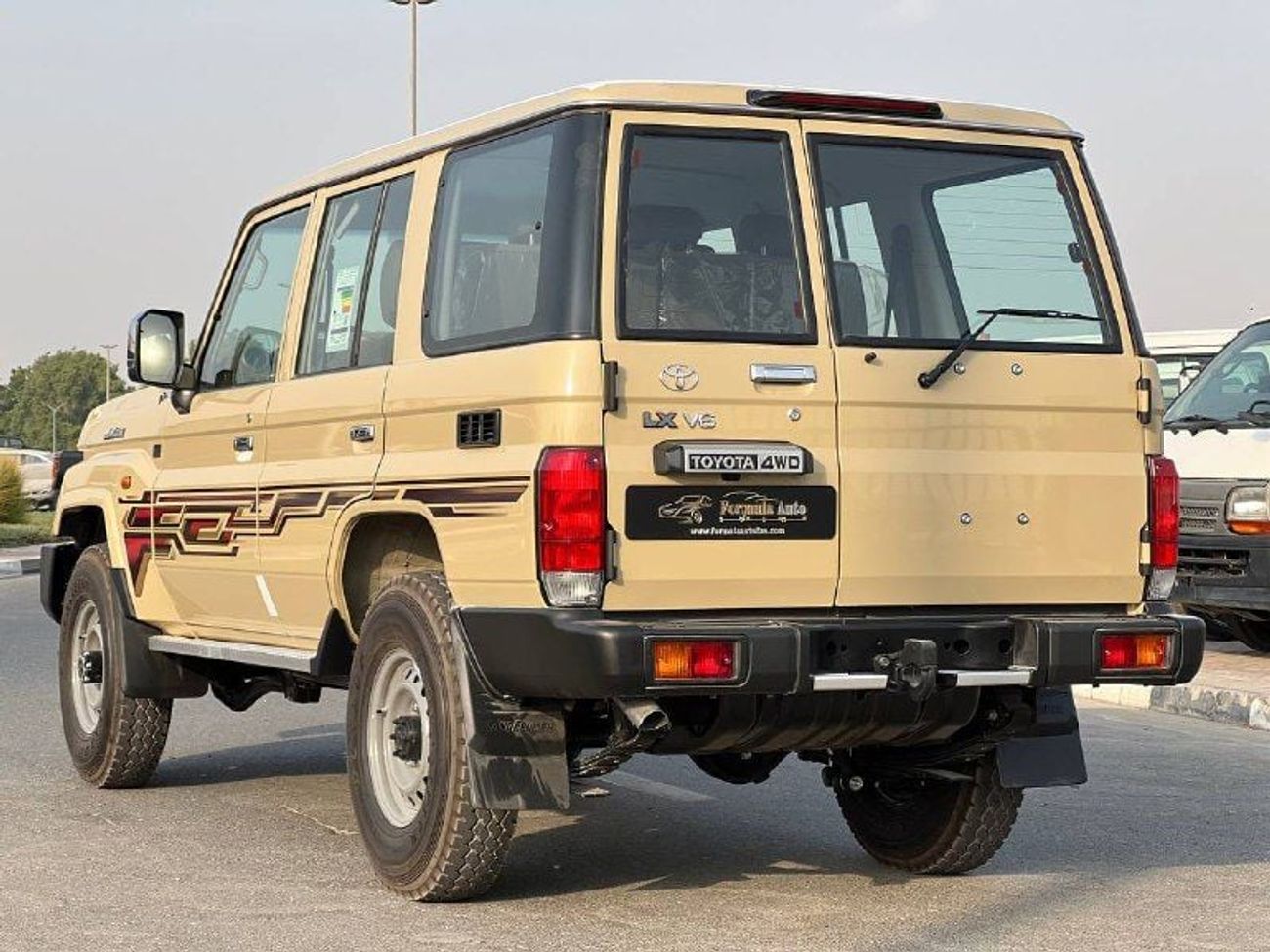 Toyota Land Cruiser 70 LC76 4.0L PTR M/T // 2025 // STD WITH DVD&BACK CAMERA , CRUISE CONTROL // SPECIAL OFFER // BY FORMUL