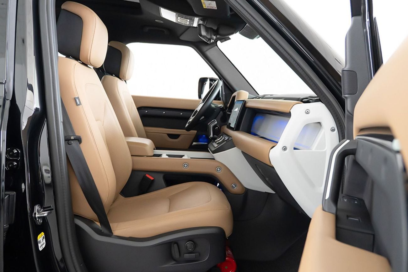 Land Rover Defender P400 110 X-Dynamic HSE 3.0L (5 Seater)