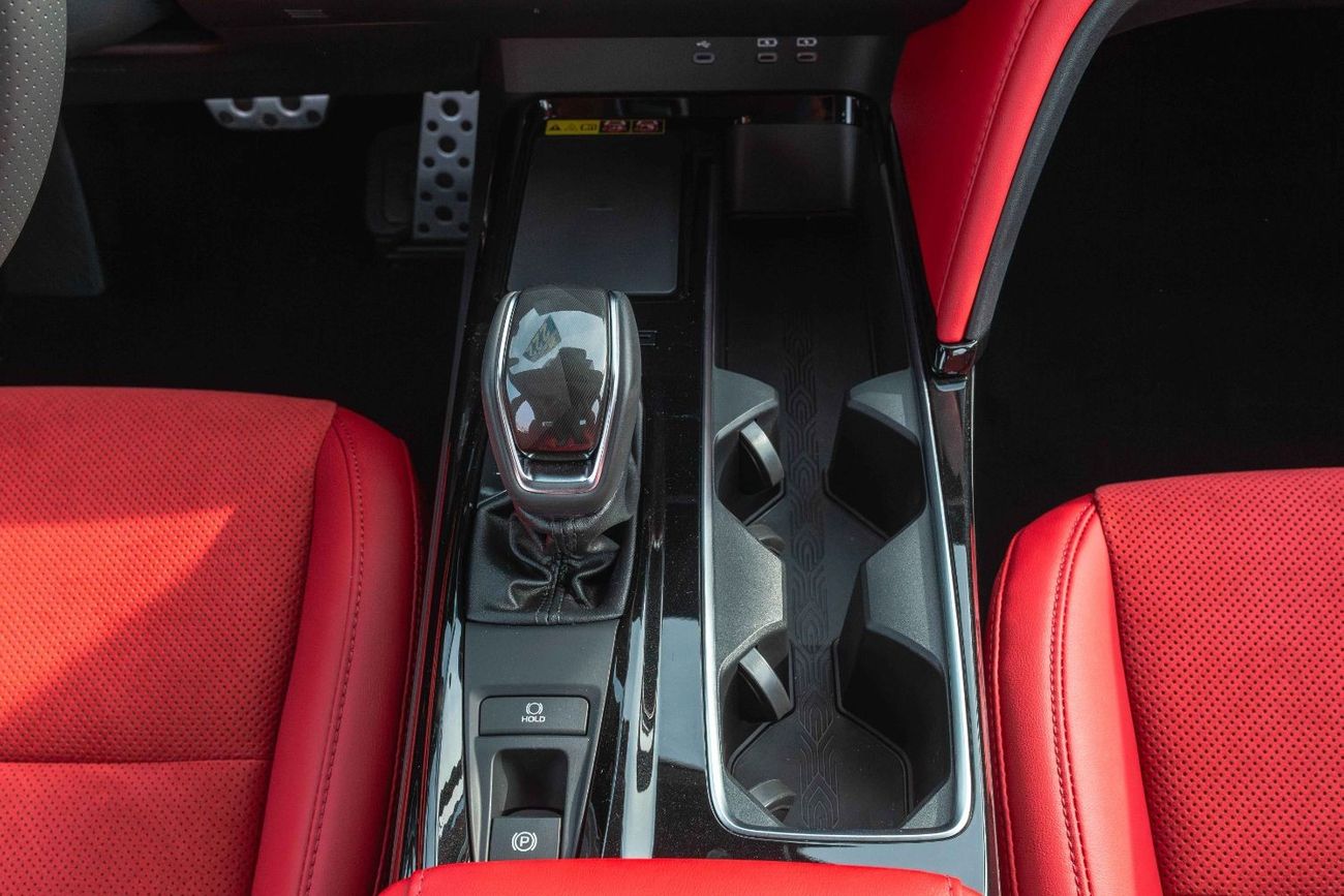 Toyota Camry Toyota Camry hybrid  2.0 model 2024