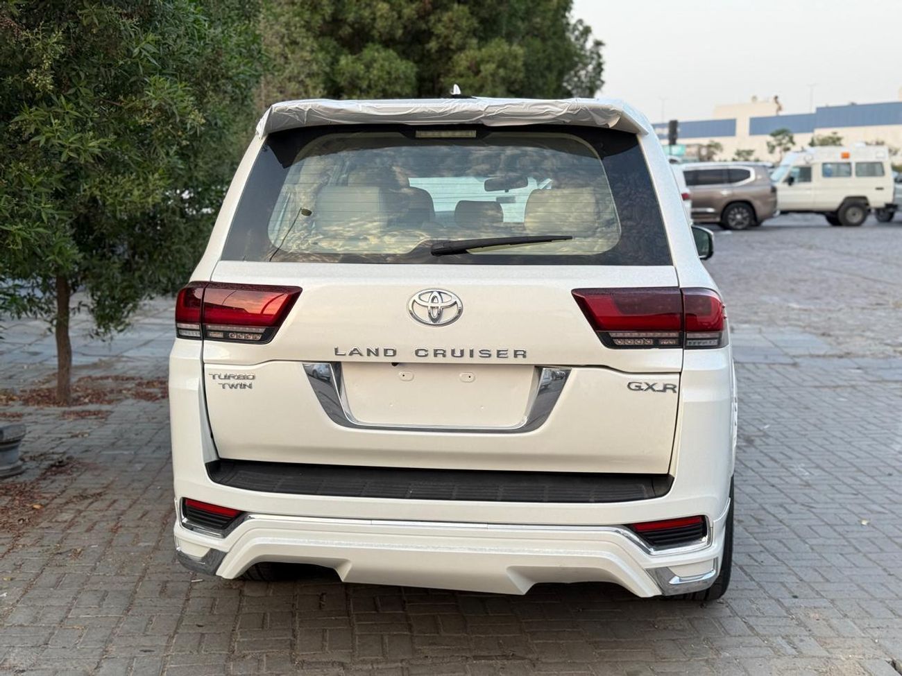 Toyota Land Cruiser GXR 4.6L