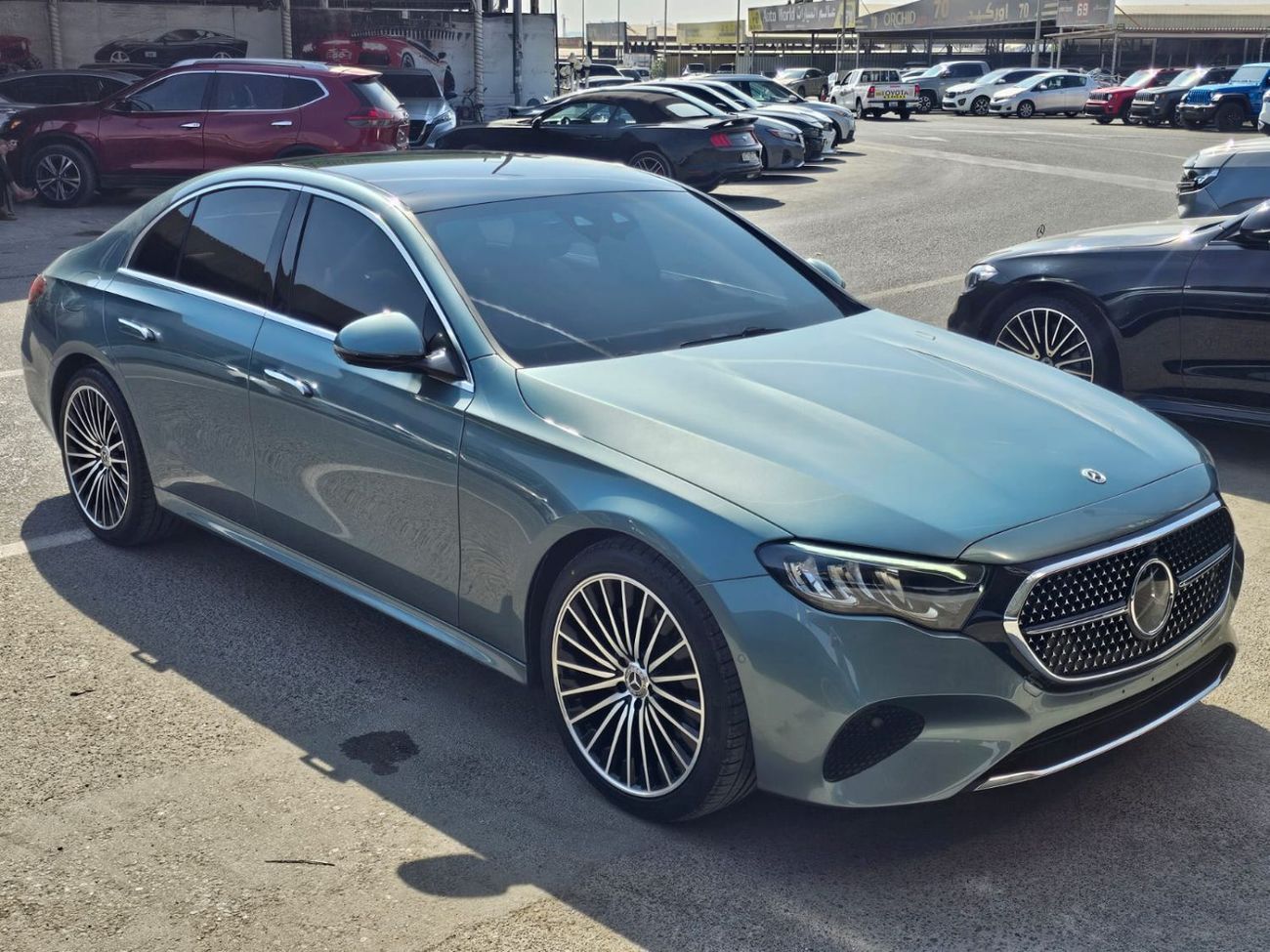 Mercedes-Benz E200 2.0L