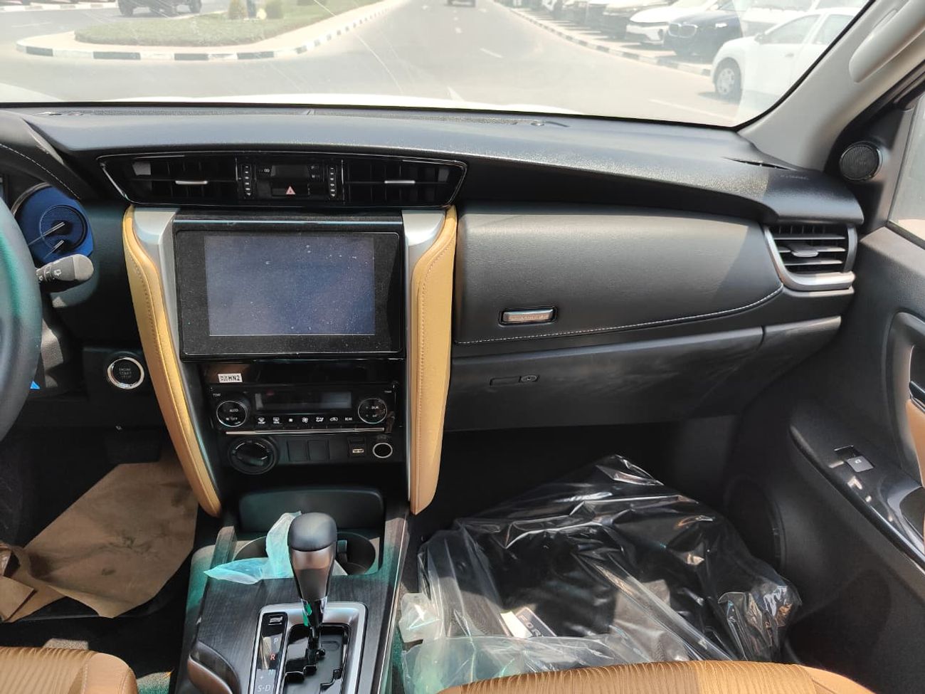 Toyota Fortuner 2024 Toyota Fortuner SR5 High-Option 7-Seater 2.4L 4-Cyl Turbo Diesel A/T 4x4 Export Only