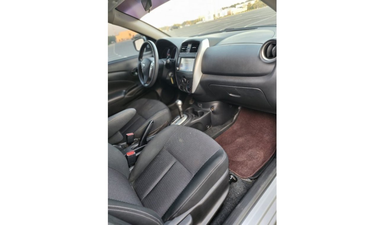 Nissan Versa