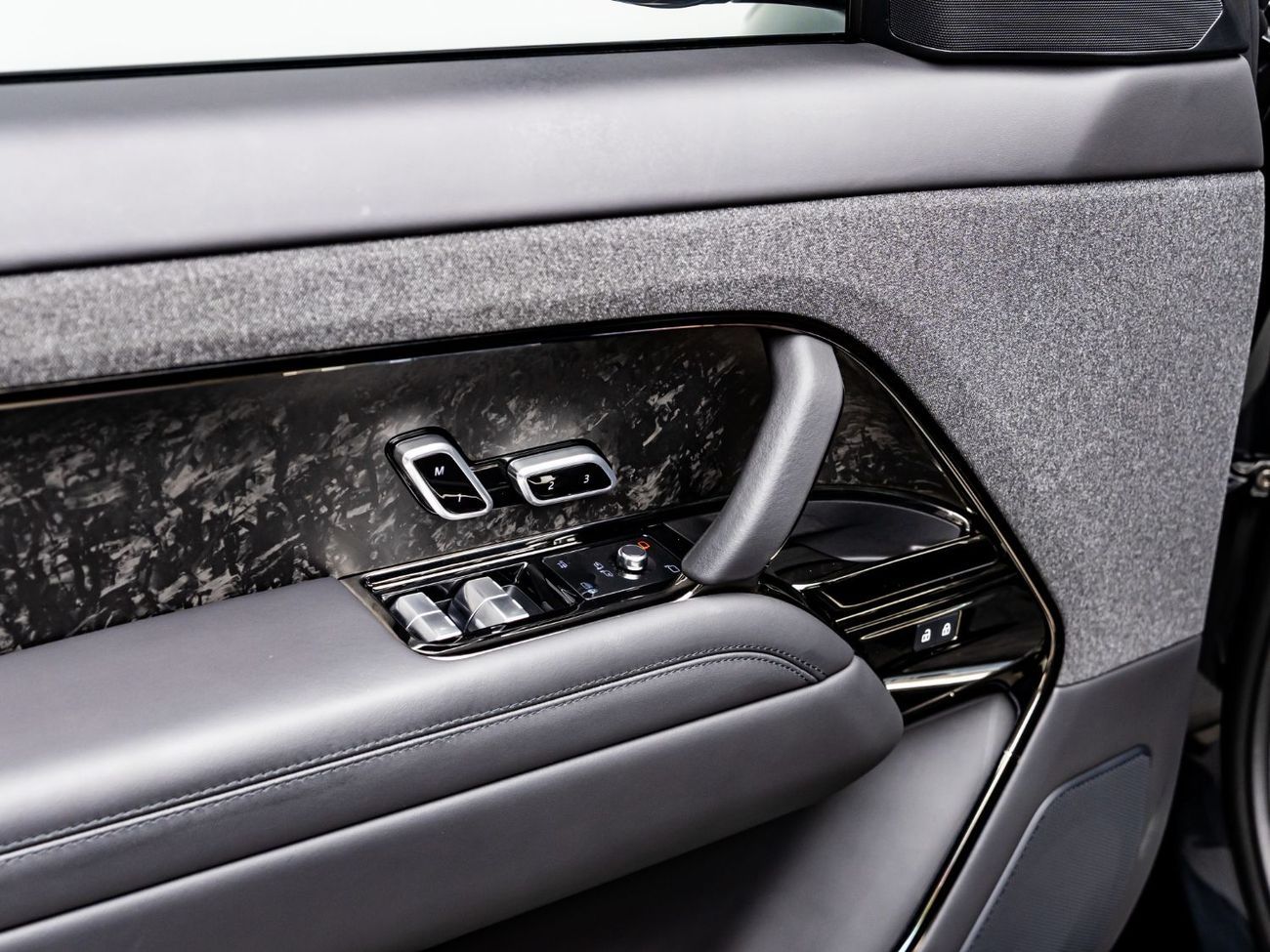 Land Rover Range Rover Sport S P530 4.4L 2023 Range Rover Sport P530, 2029 Land Rover Warranty, GCC