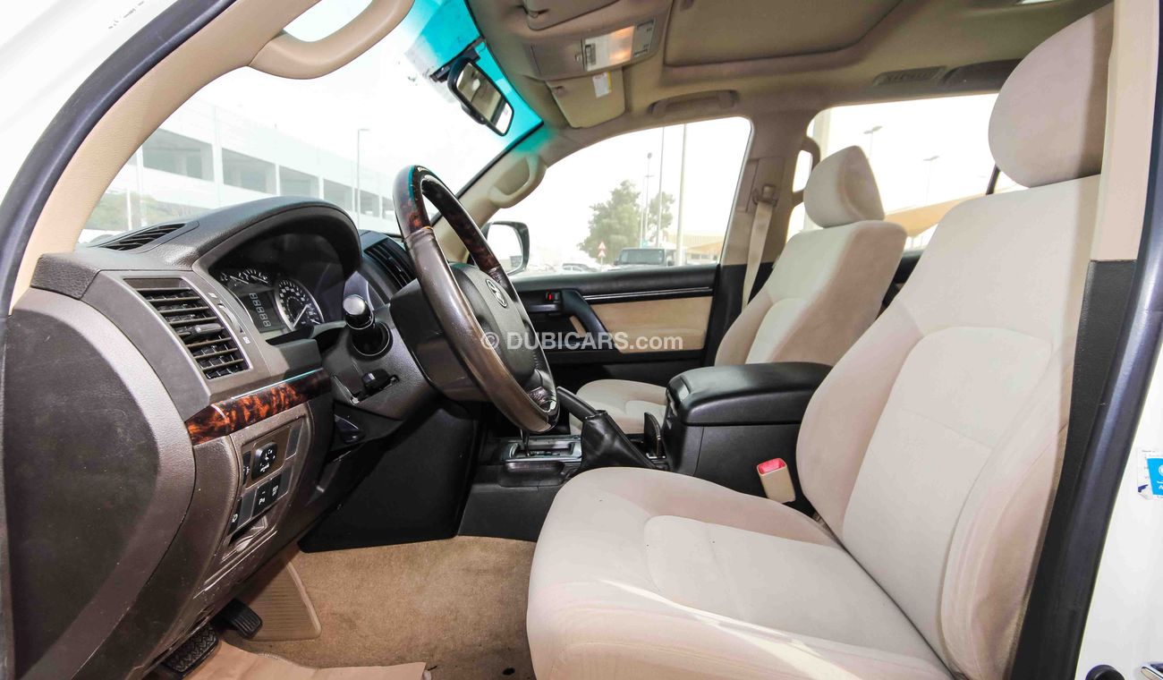 تويوتا لاند كروزر GXR V8