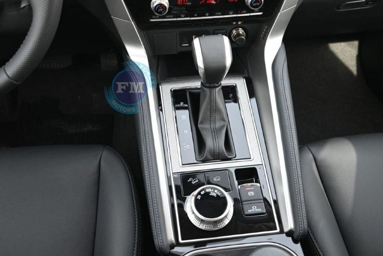 Mitsubishi Montero GLS HGHLINE 3.0L PETROL 4WD 7 SEAT AUTOMATIC