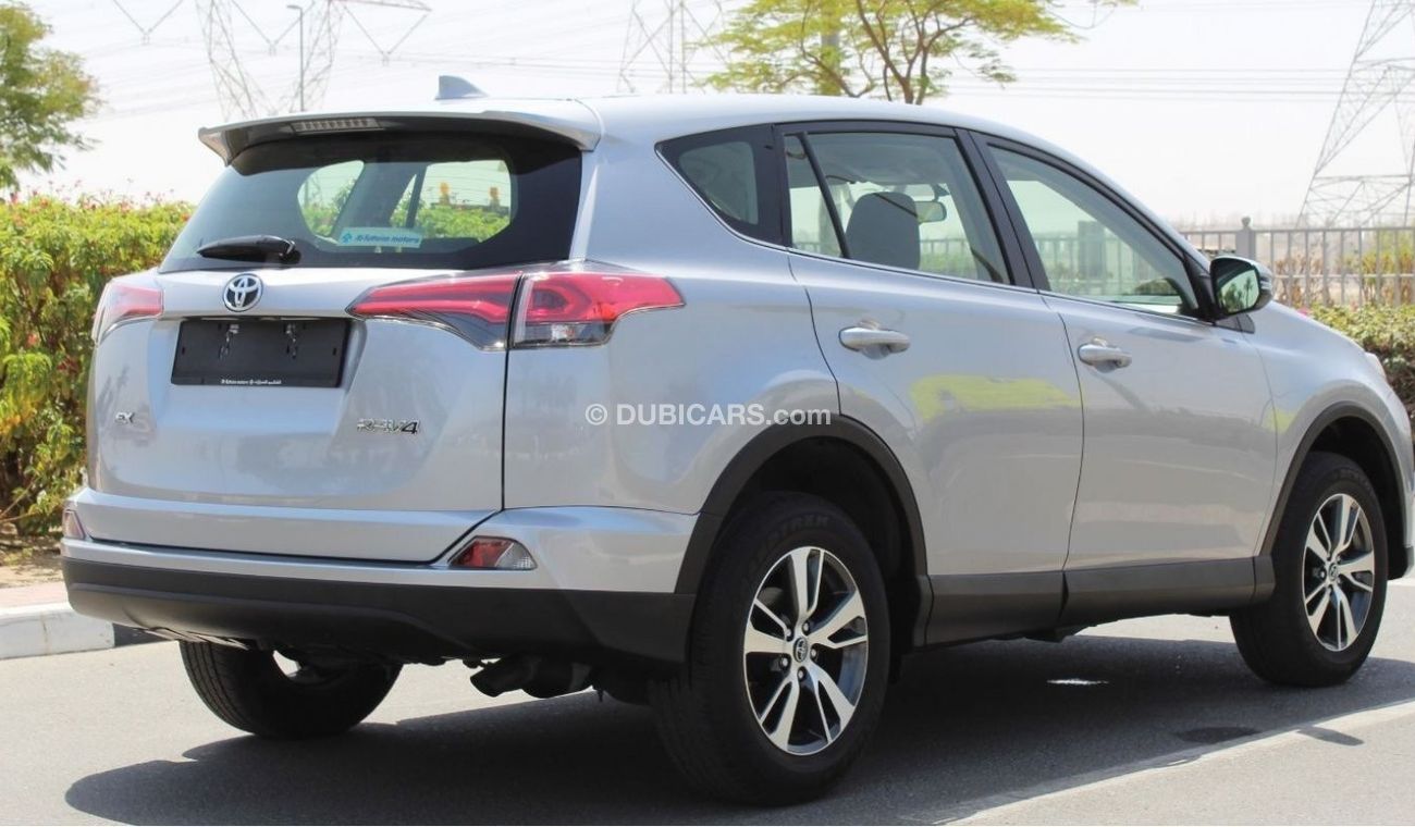 Toyota RAV4 EX 2018 GCC WITH AL FUTTAIM SERVICE HISTORY LOW MILEAGE IN MINT CONDITION