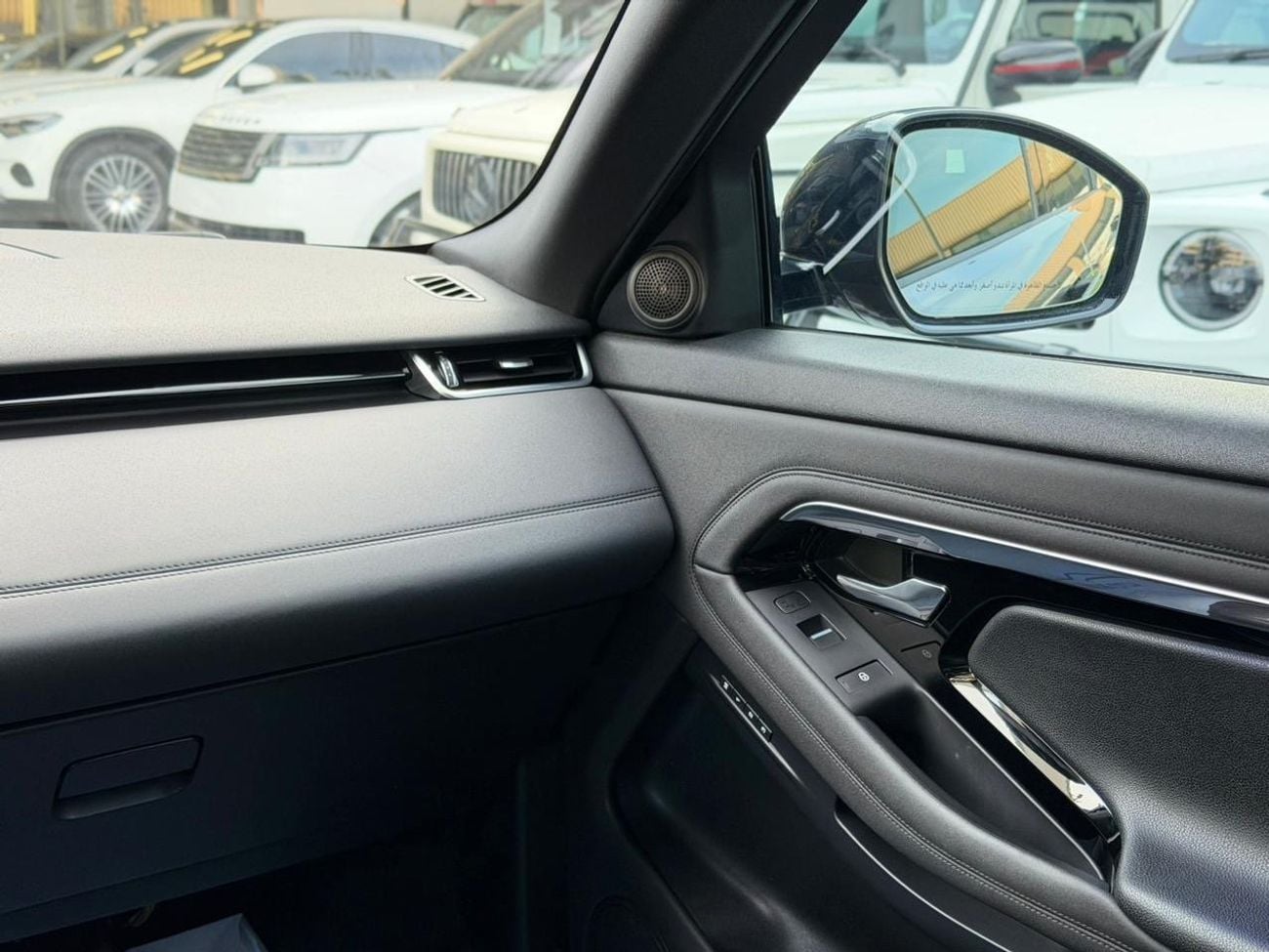 Land Rover Range Rover Evoque P250 SE 2.0L