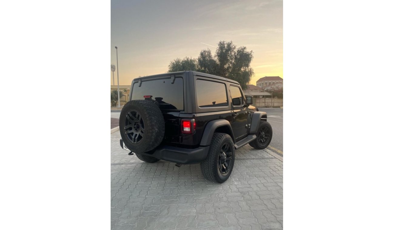 Jeep Wrangler 3.6L V6 Sport (2-Door)