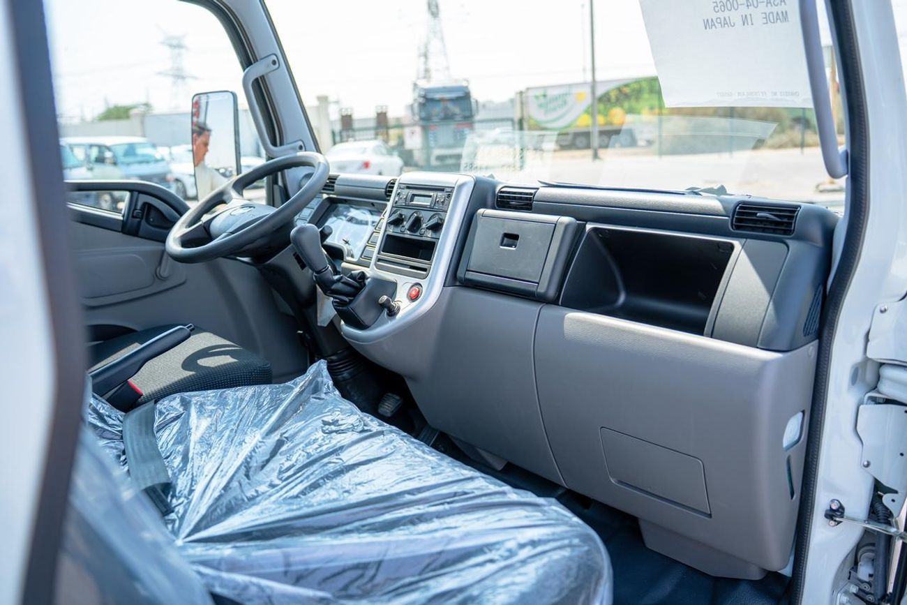 ميتسوبيشي فوسو كانتير Mitsubishi Fuso Canter 2025 4.2L Diesel one Tunk  Manual