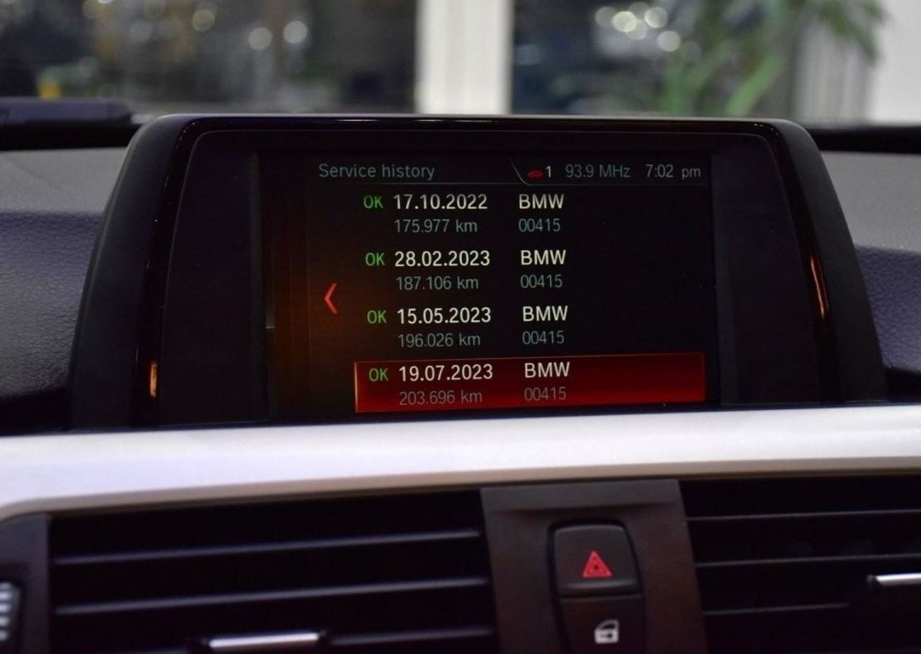 BMW 318i EXCELLENT DEAL for our BMW 318i ( 2018 Model ) in Black Color GCC Specs