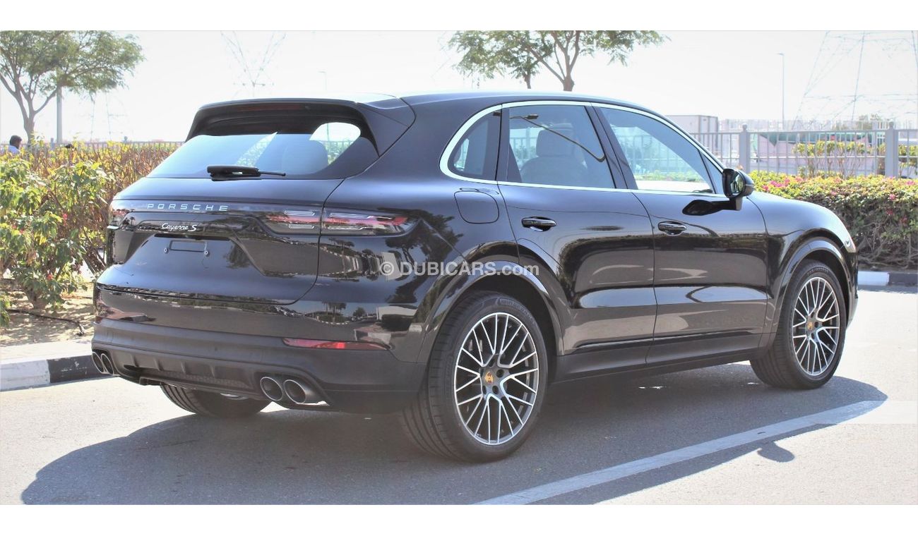 Porsche Cayenne V6 GCC 2018 UNDER WARRANTY