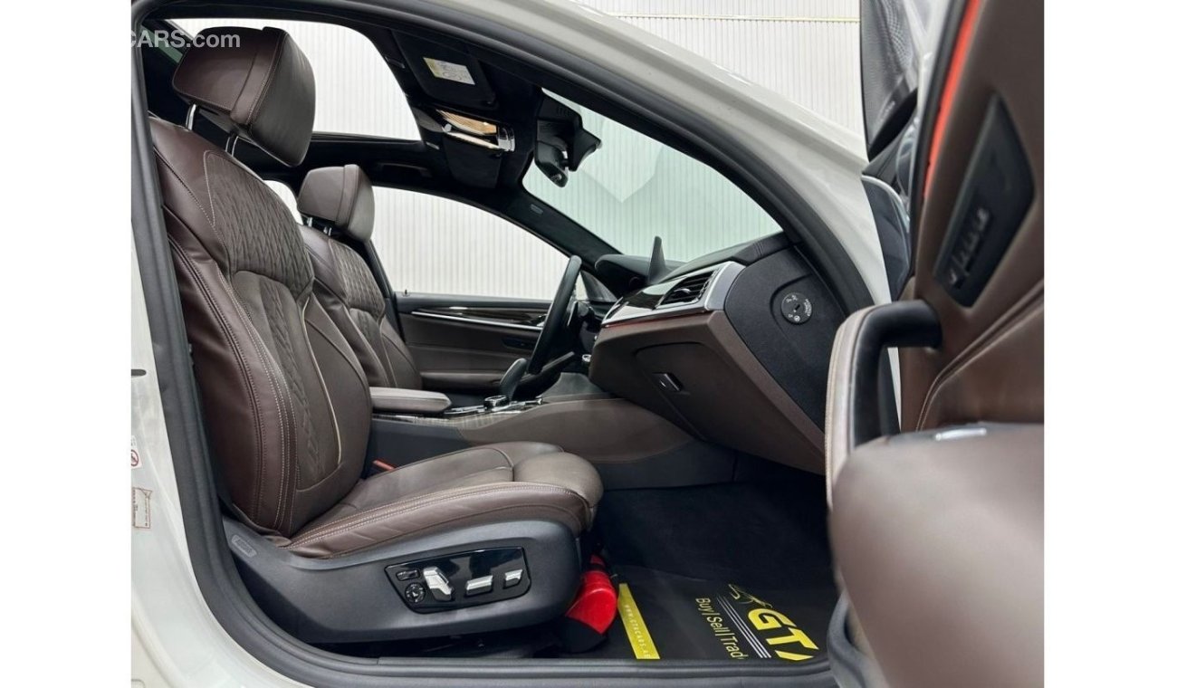 بي أم دبليو 530i M سبورت 2018 BMW 530i M-Sport Masterclass, Feb 2025 BMW Warranty, Feb 2029 BMW Service Pack, GCC