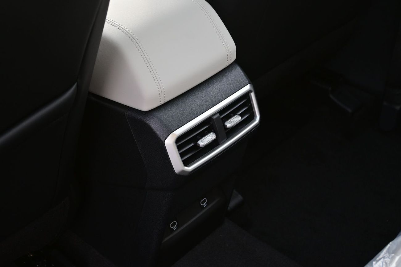 Kia Sportage Kia Sportage 1.5L Turbo, Color Grey, Model 2025