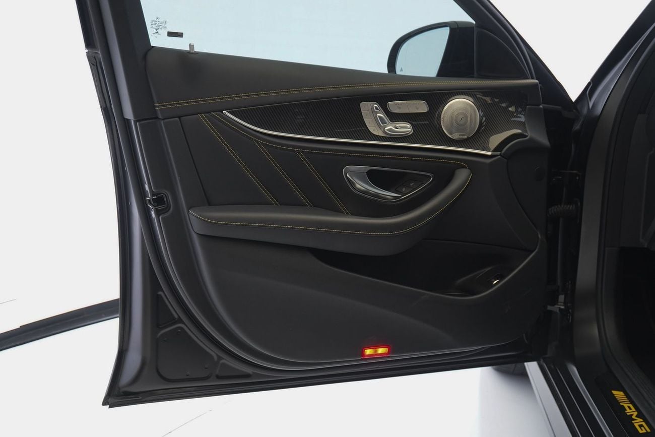 مرسيدس بنز E 63S  1 OF 999