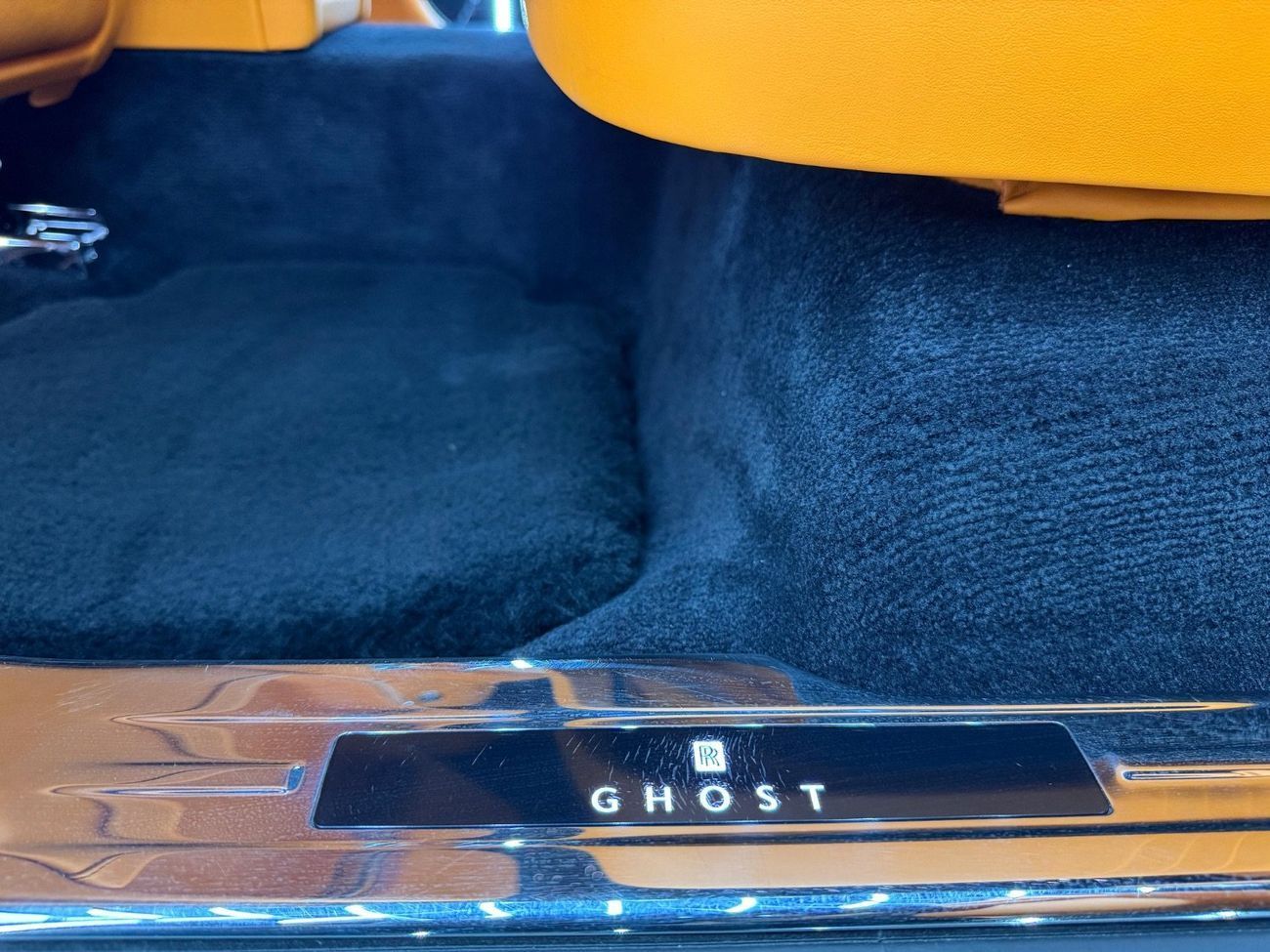 رولز رويس جوست 2021 Rolls Royce Ghost, 2026 Rolls Royce Warranty + Service Pack, Very Low Kms, GCC