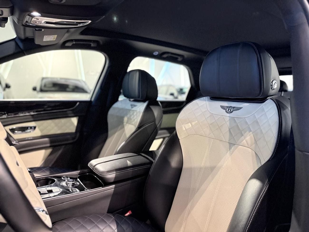 بنتلي بينتايجا Black Edition Bentley Bentayga 2019 مواصفات يابانية