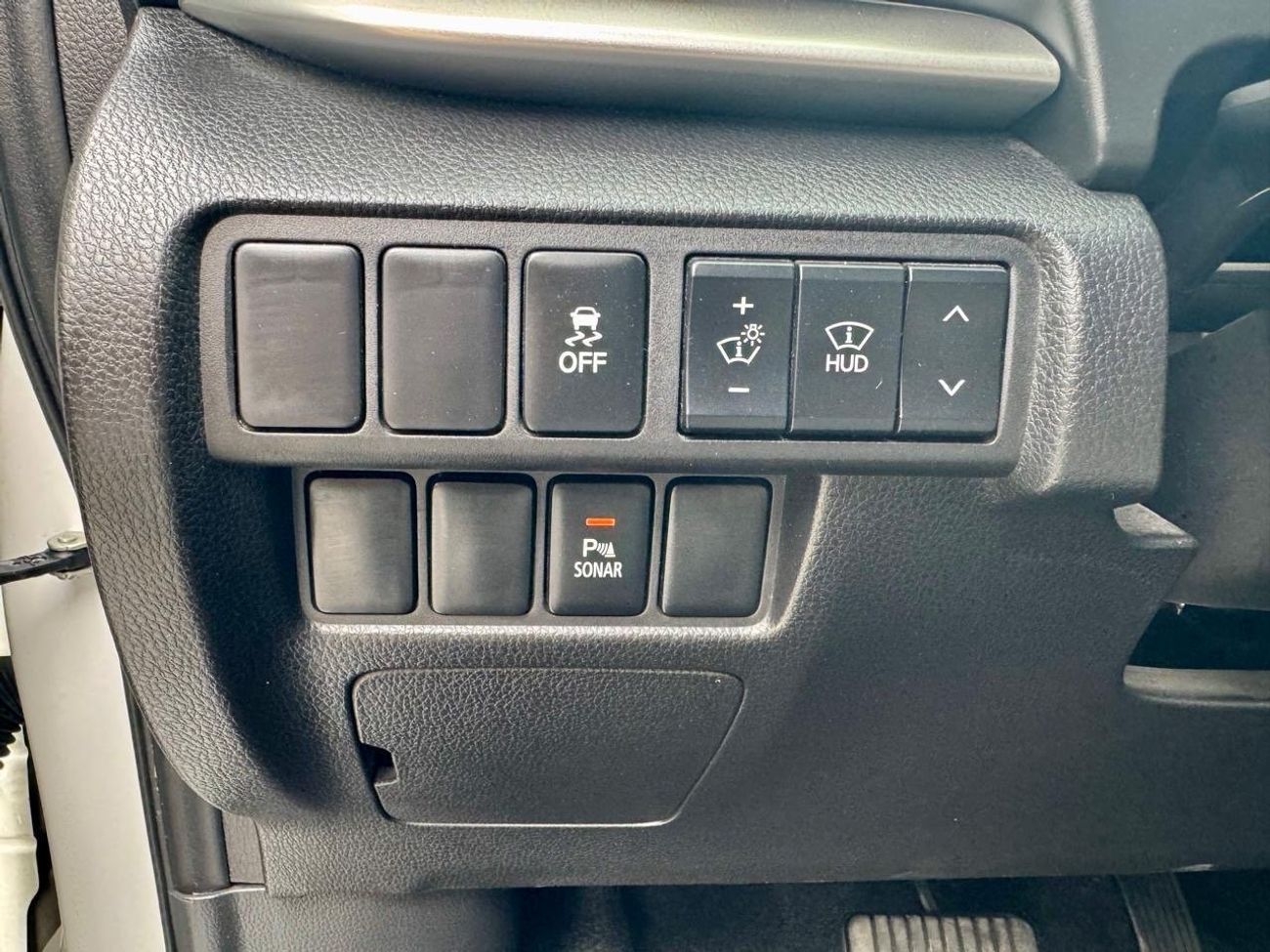 Mitsubishi Eclipse Cross GLX 1.5L