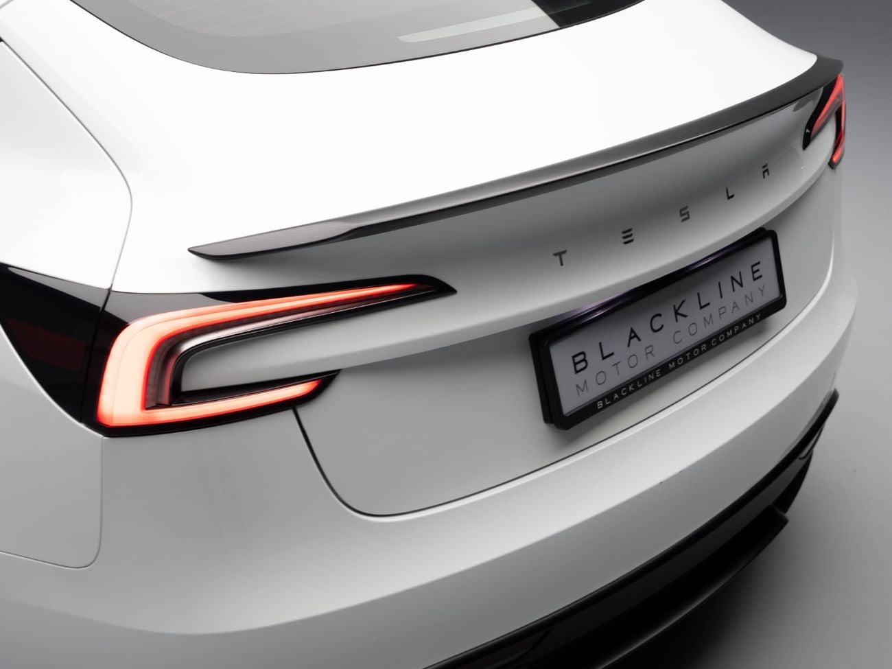 تسلا موديل 3 Performance (AWD)