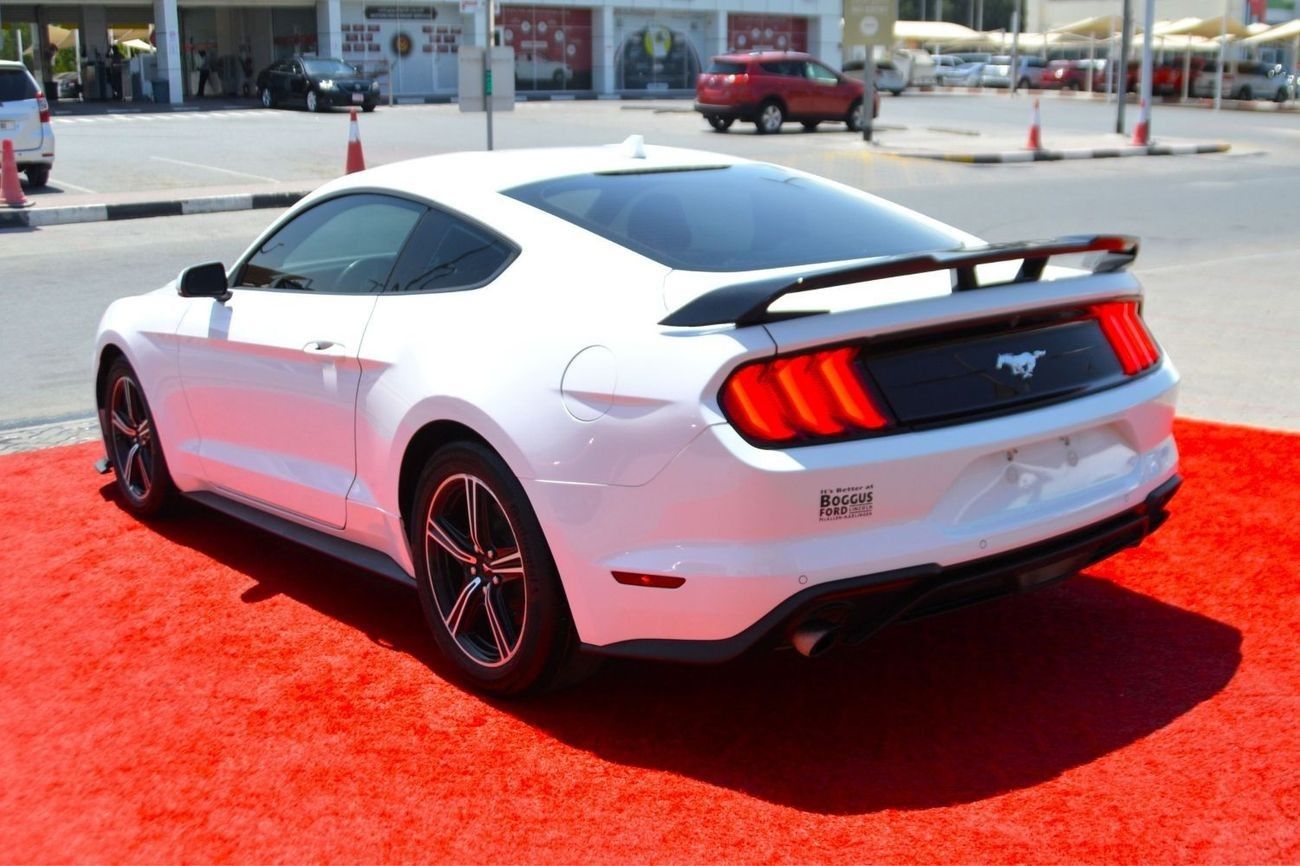 Ford Mustang EcoBoost Premium 2.3L Coupe A/T 2024-NEW LOOK-IN GOOD CONDITION--READY TO DRIVE **