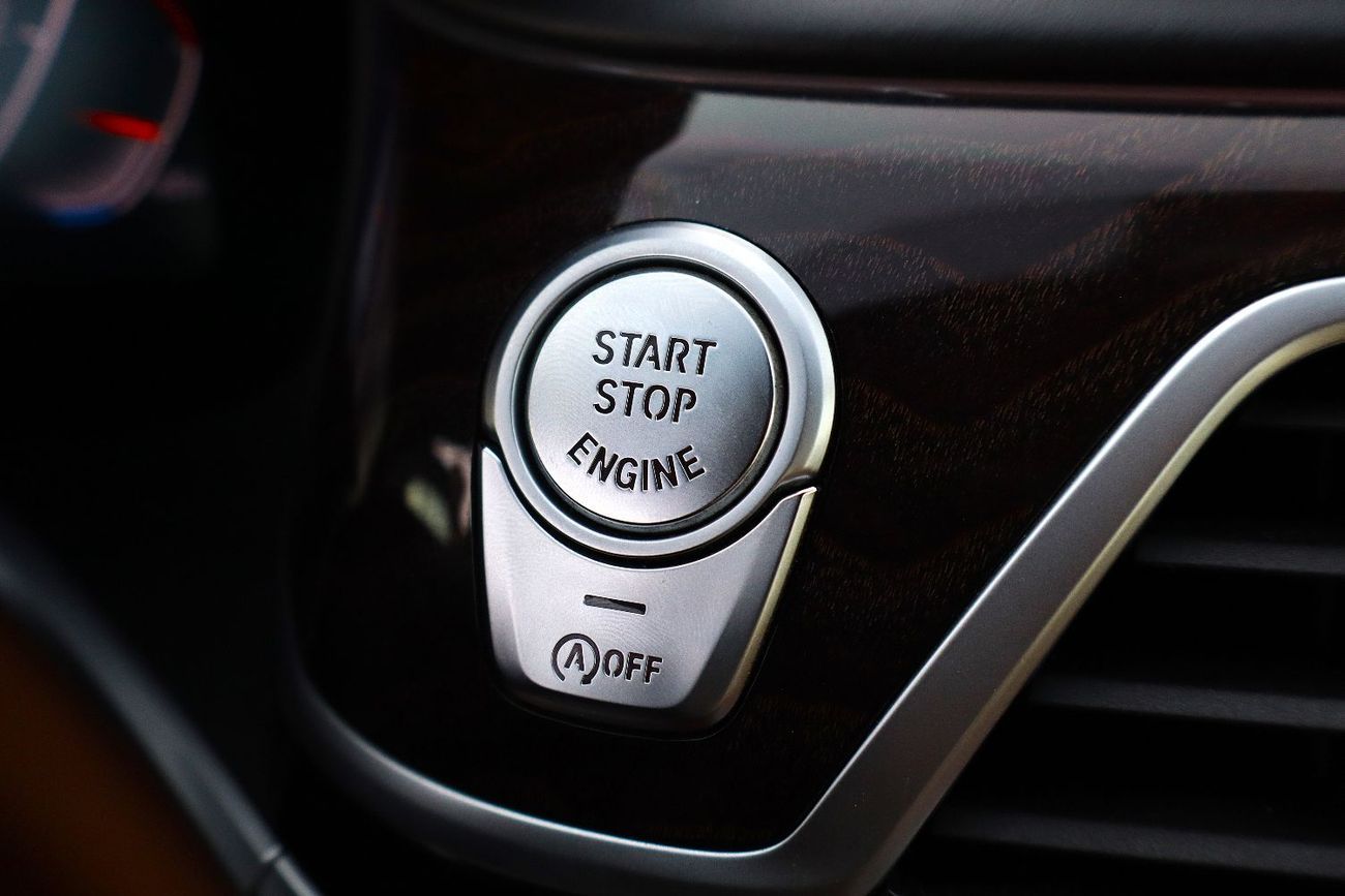 BMW 730Li Luxury 2.0L