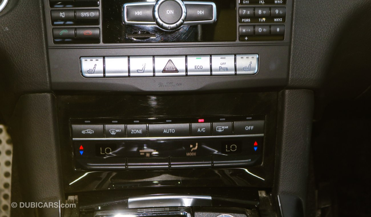 Mercedes-Benz E300 4 Matic