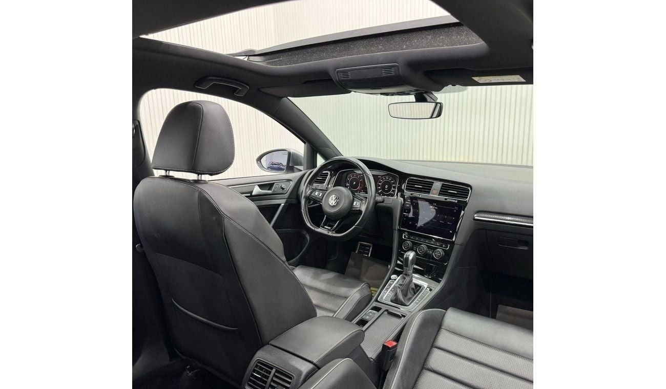 Volkswagen Golf Topline 2019 Volkswagen Golf R, Warranty, Full Volkswagen Service History, Excellent Condition, GCC