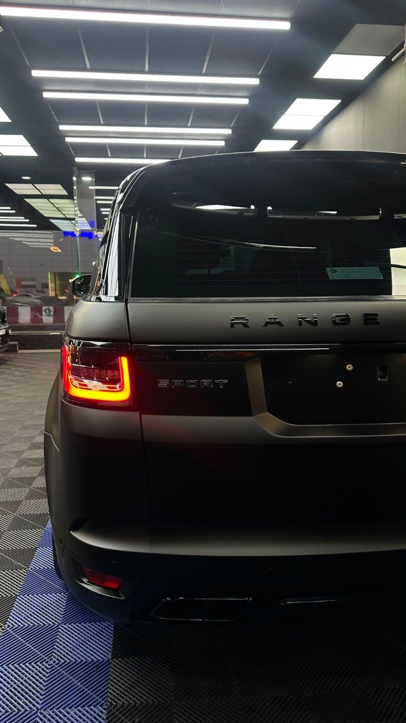 Land Rover Range Rover Sport HSE DYNAMIC