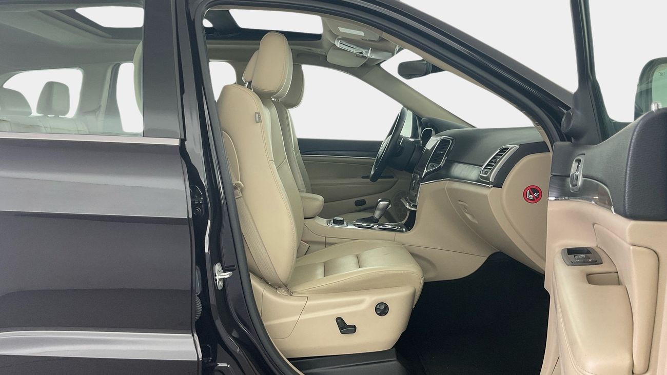 Jeep Grand Cherokee Limited | upto AED 20,000 Ramadan Discount | Guaranteed Warranty | 0 Down Payment