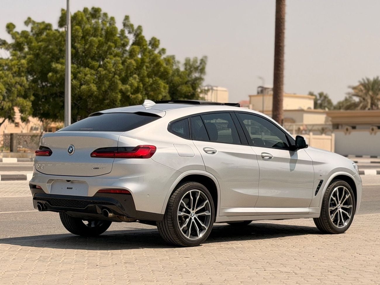 BMW X4 XDRIVE 30I M SPORT PACK