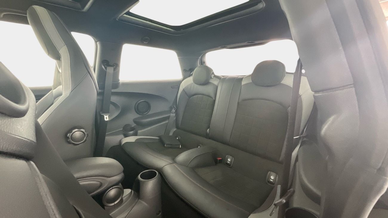 ميني جون كوبر John Cooper Works | upto AED 20,000 Ramadan Discount | شامل الضمان | 0 ﺪﻔﻋﺓ ﺃﻮﻟﻯ