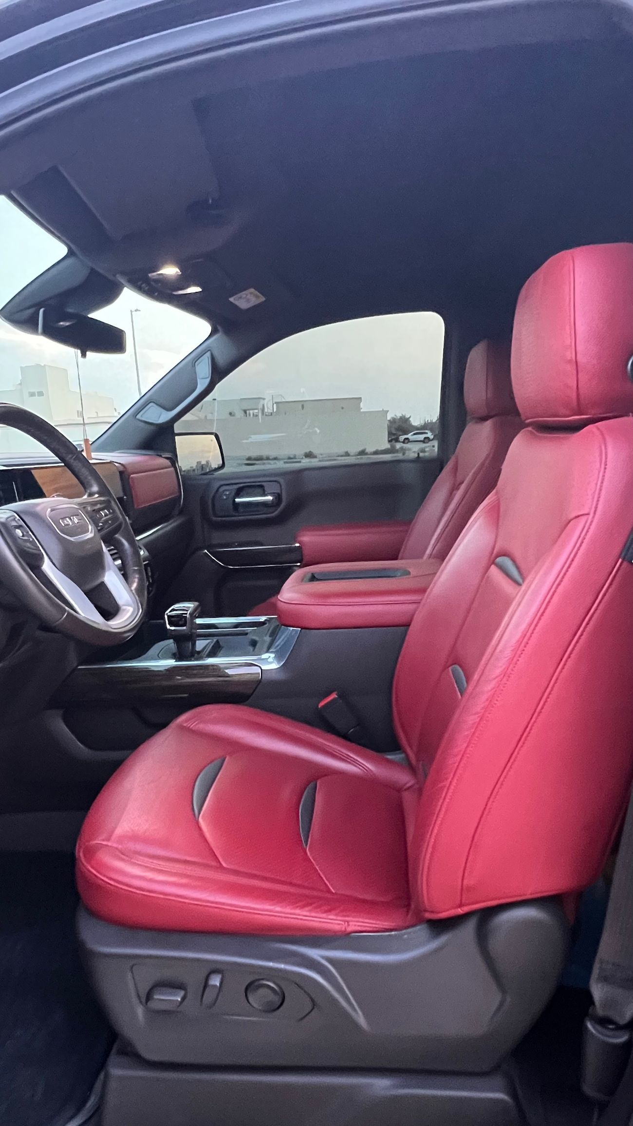 GMC Sierra 5.3L V8 Evlevation Crew Cab (AWD)