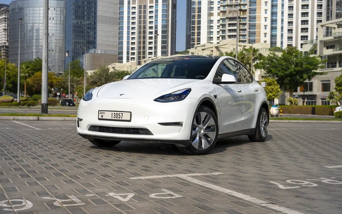 Tesla Model Y Long Range (AWD) Long Range