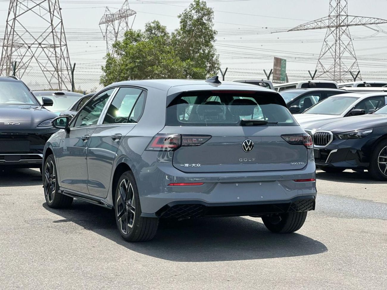 Volkswagen Golf R VOLKSWAGEN GOLF R