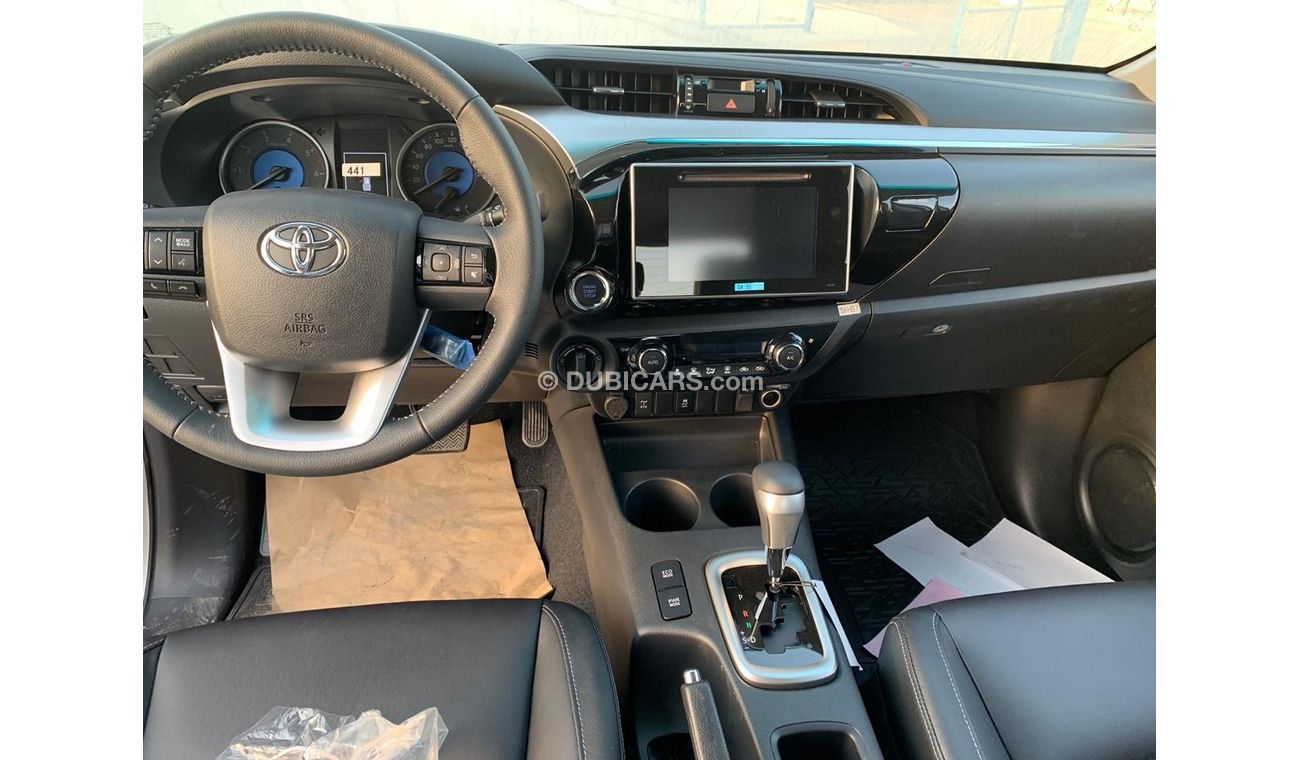 تويوتا هيلوكس ريفو