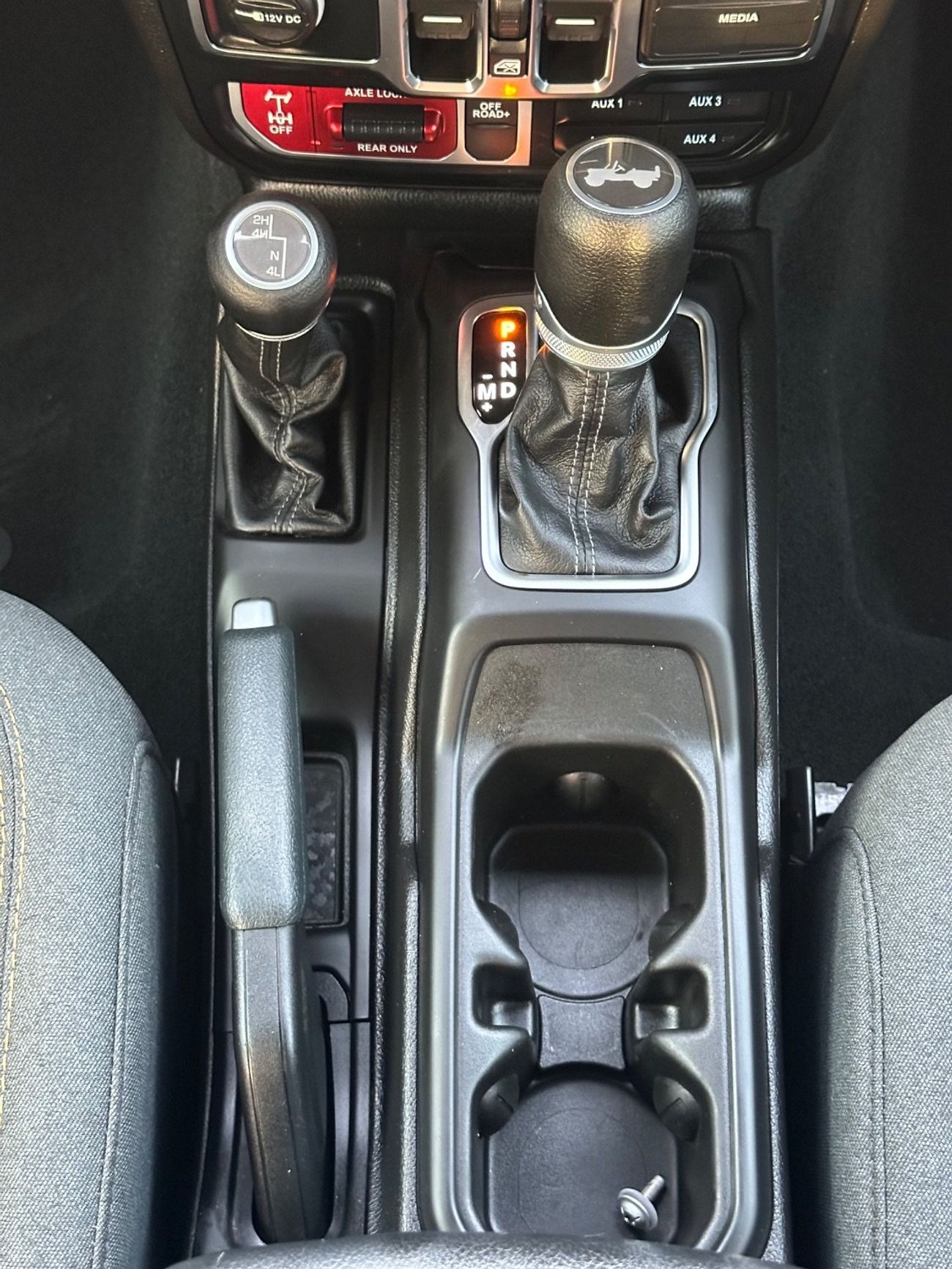 Jeep Wrangler SPORT 2.0 | 270 hp 2024 model