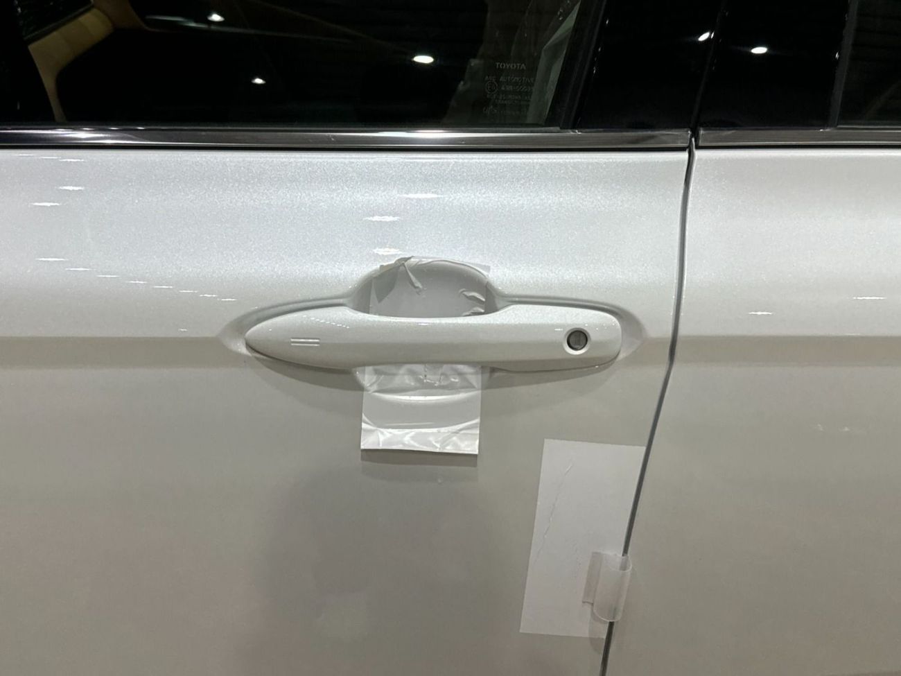 Toyota Camry 2.5L Lumiere  HEV , Leather seat, Panoramic Roof Full option 2026 Saudi Specs