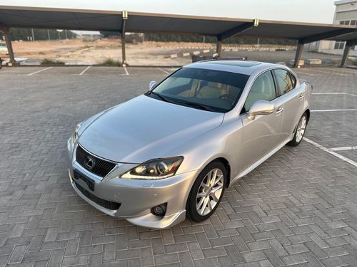 Lexus IS300 Lexus is 300 model 2011 gcc